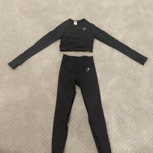 Black Long Sleeve Crop Top and Leggings Set